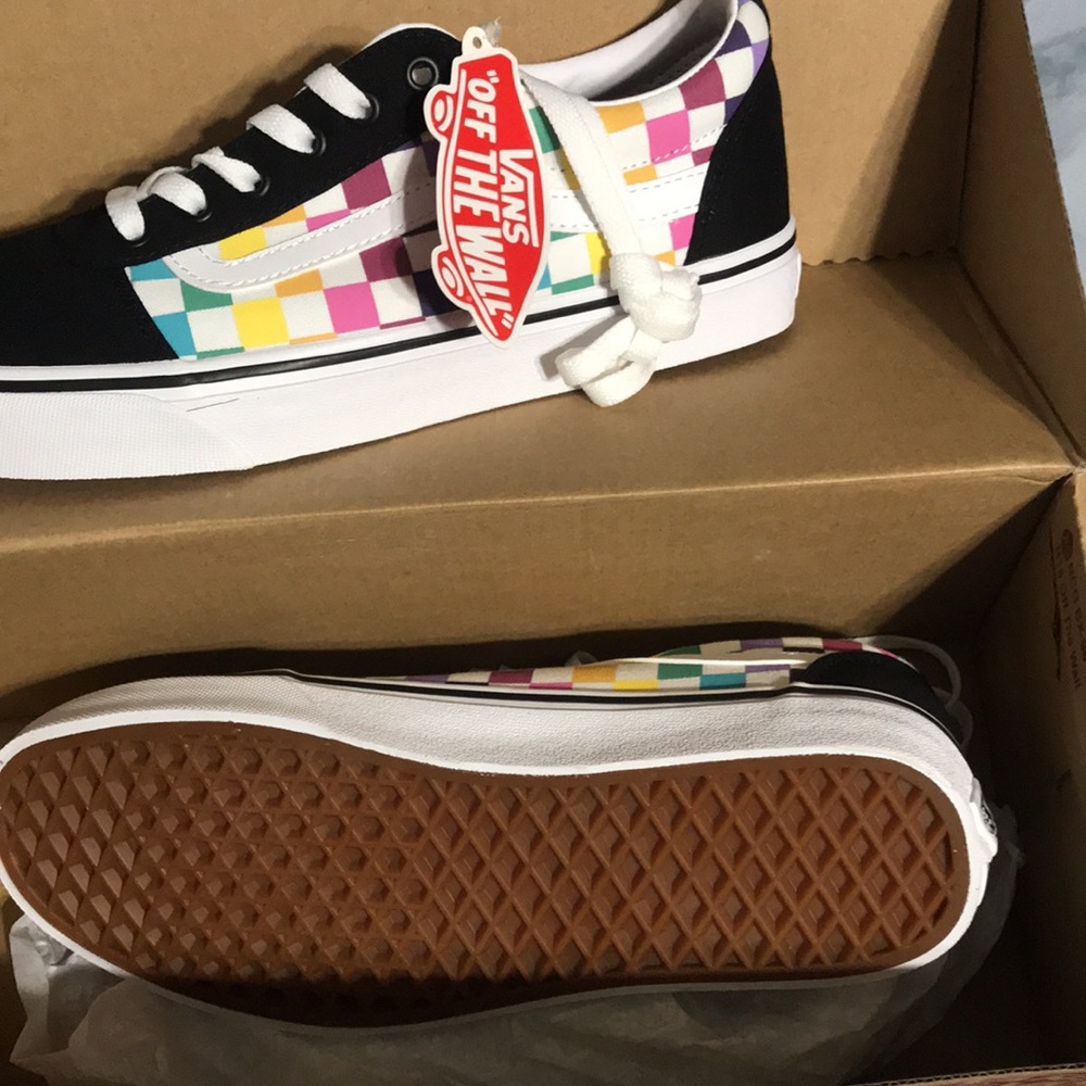 Party Check Vans 10m - Picture 2 of 4